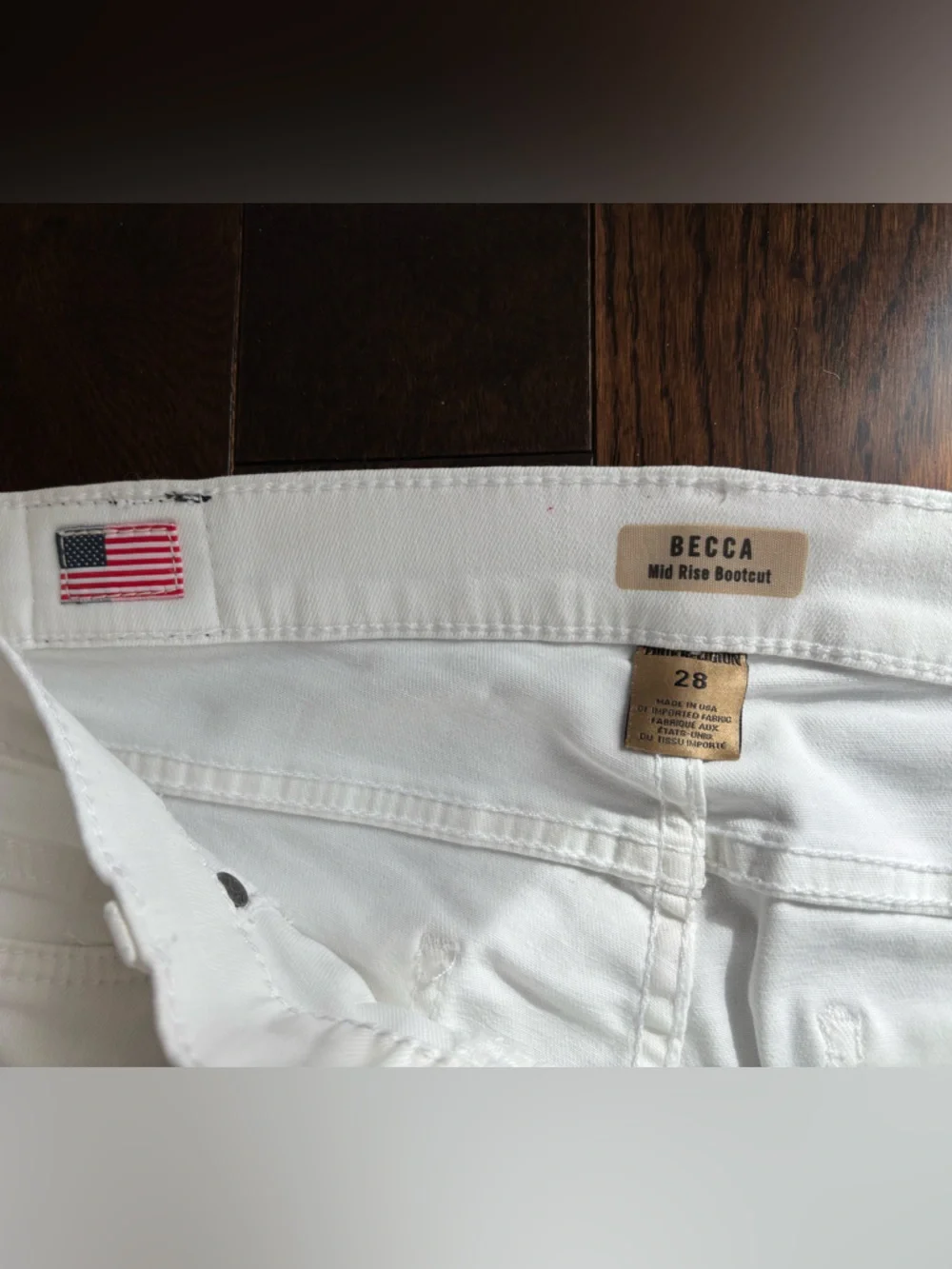 True Religion Classic White Becca Mid Rise Bootcut Flared Jeans (size 28) - Picture 3 of 4